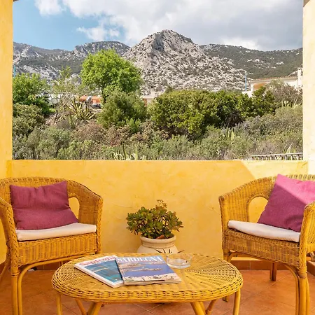 Casa Silvia Sardinia Domus * Кала-Гононе